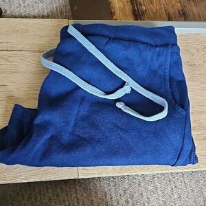 EUC Medium Royal Caribbean Sweat Shorts